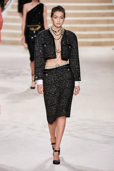 Look 39